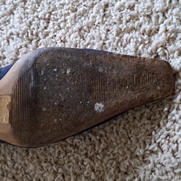 Shoes - Picture 3 of 5